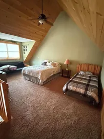 Quiet, secluded bluff top cabin with beautiful sunsets - Image 5