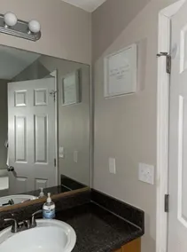 Elizabeth’s Home - Image 5