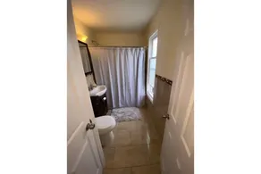 Family Friendly Three Bedroom Apartment outside of NYC - Image 3