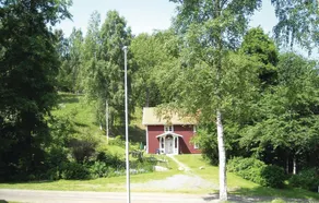 Belle maison de 2 chambres à Forserum - Image 5