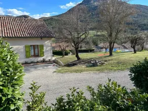 Gite 600 meters from the medieval village of Orpierre - Image 4