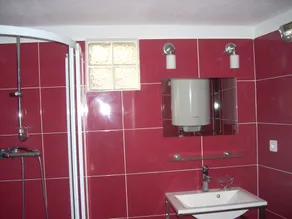 Coquette  petite maison ,Idéale pour un couple. - Image 3
