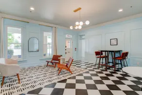 Suite 9 | Historic Art City Inn - Image 2