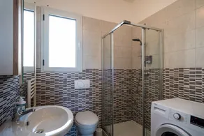 Casa vacanze \"Vista Mare Marittima di Diso\" con terrazza e Wi-Fi - Image 3