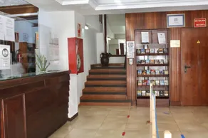 Hotel Tropical - Image 2