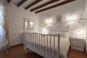 Casa de 3 habitaciones, 2 baños y piscina - Image 4