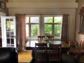 Downtown Kelowna Lakefront oasis with private dock and panoramic views - Image 4