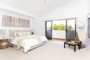 Luxury Beachside Home with pool - Pet Friendly, School Holiday Discounts - Image 5