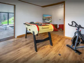 Rummeligt sommerhus med pool, hottub og sauna. WiFi - OVO Netværk - Image 2