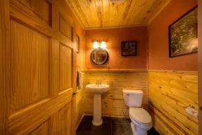 Custom log lodge with private hot tub, gorgeous decks, game room & fireplaces - Image 5
