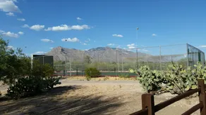 Vorgebirge Ranch House in Casas Adobes, 8 ac Anwesen mit Pool, Tennis, Pickleball - Image 3