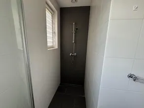 Villa familiale indépendante avec 5 chambres - Image 3
