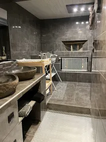 Gîte  de la Doit, en pleine campagne, pour 14 personnes, piscine privée - Image 4