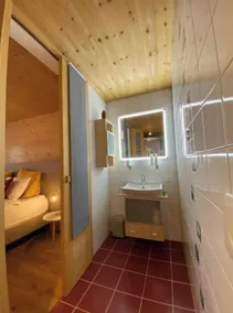 Chalet sleeps 12 - exceptional view - close to the slopes and thermal baths - Image 3