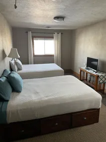 Spacious 3bdrm apt in the heart of downtown Munising - Image 4