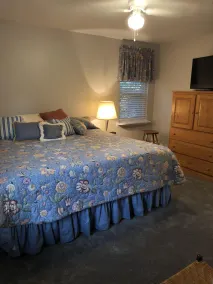 SUPER- PRICED CONDO FOR 28 DAYS  OR MORE - Image 4