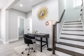 CHIC COSMO HOUSE 5 Minutes to Downtown Dallas - Image 2