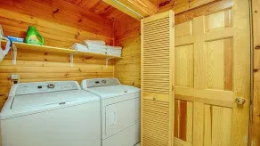 WOW! 180 graders udsigt fra 4300ft! 6 Sæde Hot Tub, Firepit, PRIVATE! - Image 2