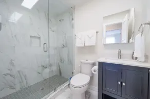 Downtown Austin 4-Bedroom Gem - Image 2