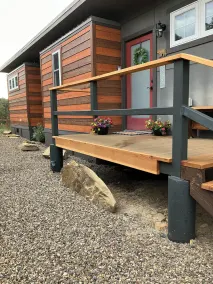 Cozy Tiny House Escape with jaw dropping mountain and lake view Perfect for two! - Image 5