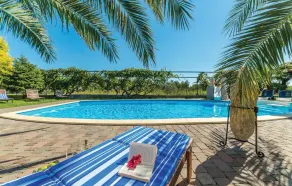Pet friendly home in Turanj - Image 3