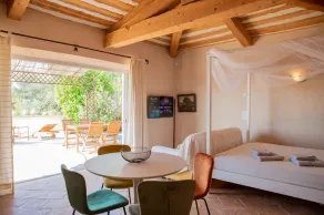 Joli Loft Indépendant de 38m2, Avec Piscine Dans le Var - Image 5
