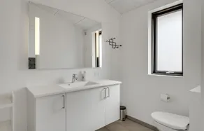 Three-Bedroom Holiday Home In Hvide Sande - Image 4
