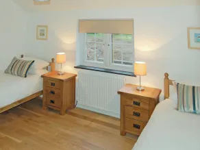 Home Park Farm Cottages A - Image 4