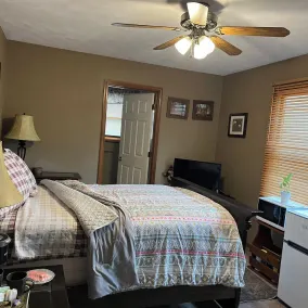 Countryside Private Guest Room - Image 5