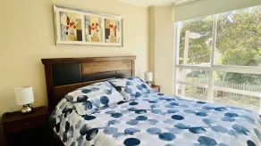 2BR apt just 100 m from the beach - Image 4