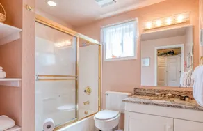 Beautiful, Family-Friendly South Beach Newport Oceanfront Home w/ Bunk Room! - Image 2