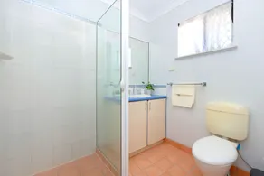 Beautiful Home in Townsville - Image 3