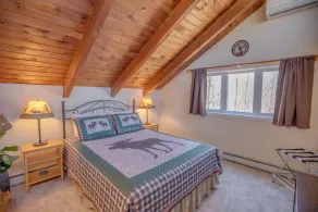 The Rustic Elk: A Serene & Picturesque White Mountain Retreat by Loon with A/C - Image 5