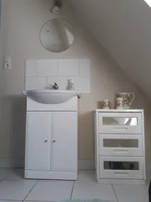 Studio Apartment for 2 - Adults Only. 30 minutes from Mont Saint Michel - Image 3