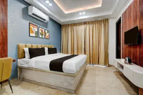 Classic With Balcony Sector 51 Gurgaon - Image 5