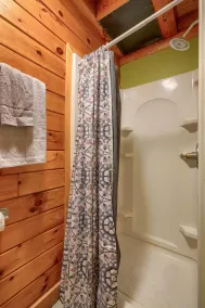 Cabine-Salle de bain privée-Standard-Oleander Cabin - Image 4