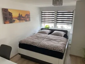 KL37: Stunning High-End 2BR in Kaiserslautern City with AC + Prime Location - Image 5