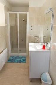 møbleret klassificeret turisme (3 stjerner) med interiør renoveret - Image 4