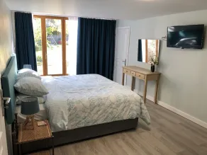 Apartamento con barbacoa, piscina y jardín - Image 3