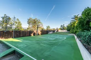Family Friendly Home Away from Home w/ Game room - Image 2