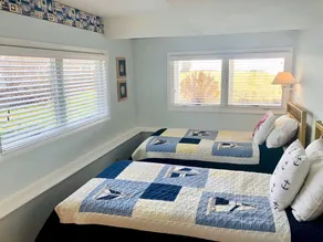 Haus am Wasser, spektakuläre Aussicht, 4, Betten und 2 Bäder - Image 5