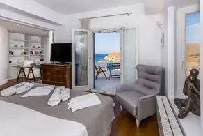 Chef included by Fantasia Villas: Villa BluEros - Image 3