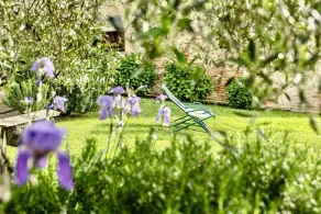 Traditional Tuscan farmhouse with 360° view near Montalcino and Siena - Image 2