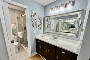 VDP 48 - Tropical lagoon views from this nicely updated 2 bedroom unit. - Image 2
