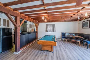 Clean & Spacious Charming Farmhouse - Image 3