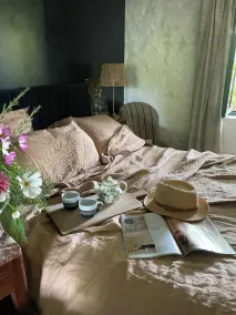 Laid Back Luxury in a Stunning Village, Walking Distance to Restaurants - Image 4