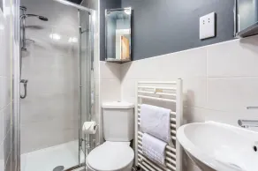 Elms Way No33 – Donnini Apartments - Image 3