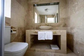 Coastal View House - Image 3