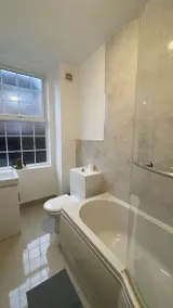 Premium 1 Bed <br>Apt- Leicester City- Free Parking - Image 2