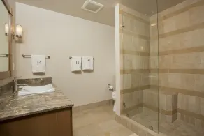 Condo fabuleux avec une vue magnifique au coeur de Ketchum - Image 5